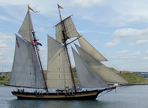 tall ship Pride of Baltimore II