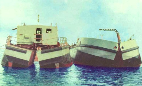 Split hopper barge