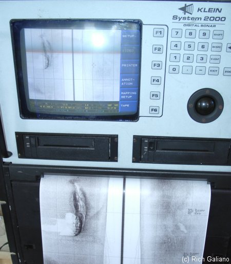 side-scan sonar image