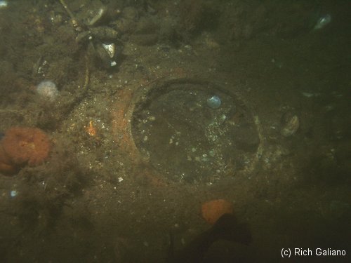 shipwreck Oregon porthole