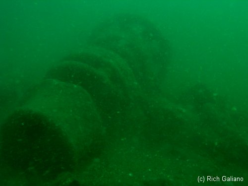 Shipwreck Hankins schooner barge chain pile